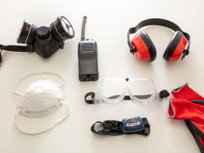 Como uma empresa de gestão de resíduos contaminados protege o meio ambiente e garante conformidade legal no Brasil