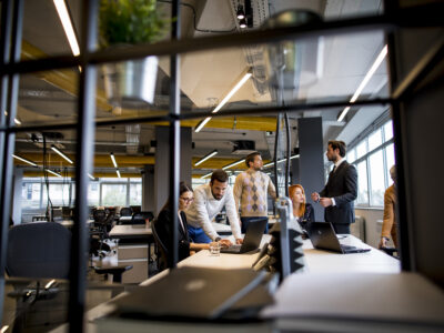 Resíduos de escritório: papel, toner, cartuchos — como fazer o descarte sustentável