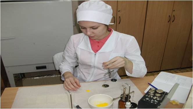 Produção industrial de aditivos alimentares — tambores e ingredientes
