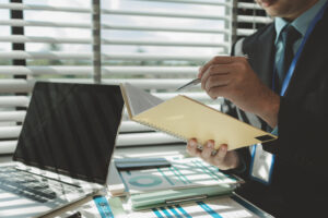 Como o auditor audita o resíduo: a ABNT NBR ISO 19011